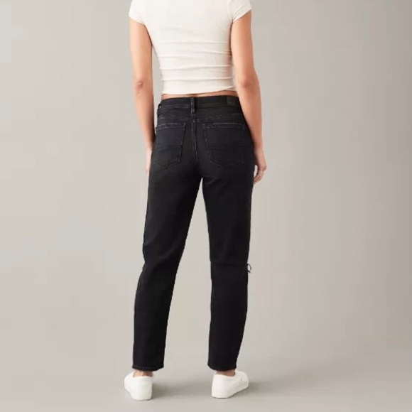American Eagle 8 X-Short Mom Jeans Black Strigid Ripped Knees Women’s 2024 - Picture 2 of 12